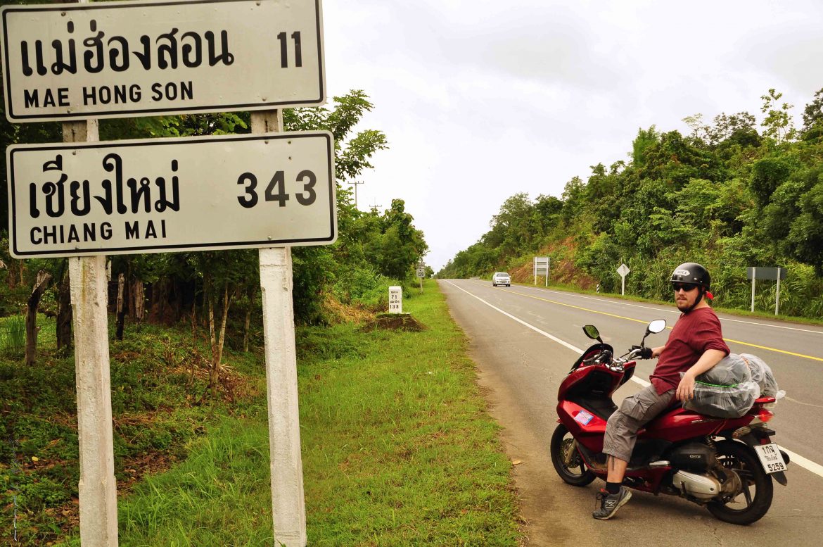 Motorbiking to Lod Cave – Pai to Mae Hong Son