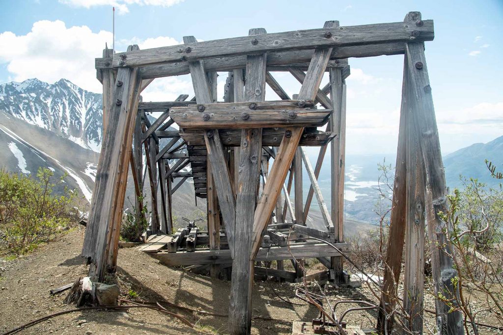 dilapidated tramway found on the Bonanza Mine trail