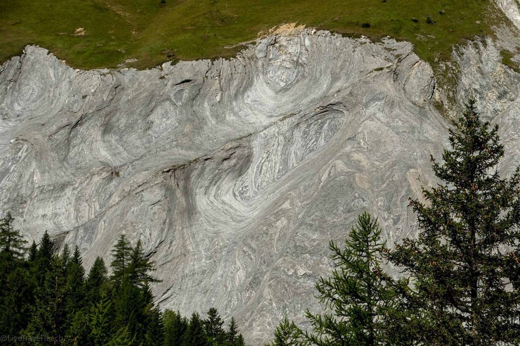 Tour du Mont Blanc Grand Col du Ferret,