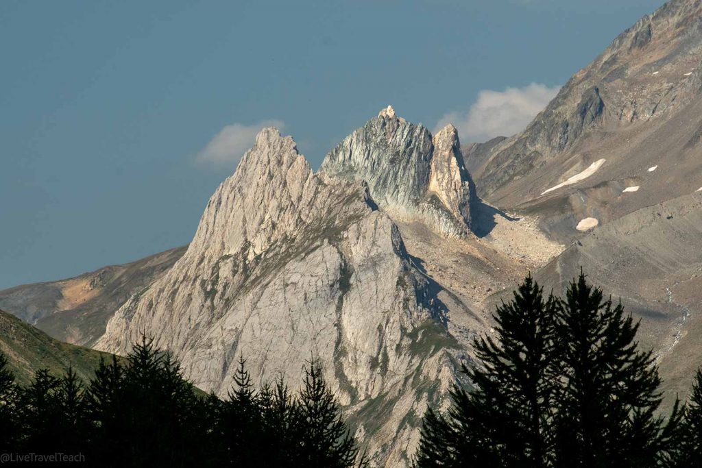Tour du Mont Blanc Pyramides Calcaires