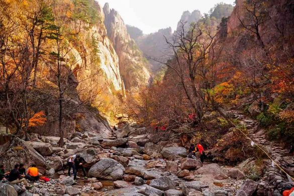 Itinerary-for-autumn-in-Korea Autumn in South Korea Seoraksan